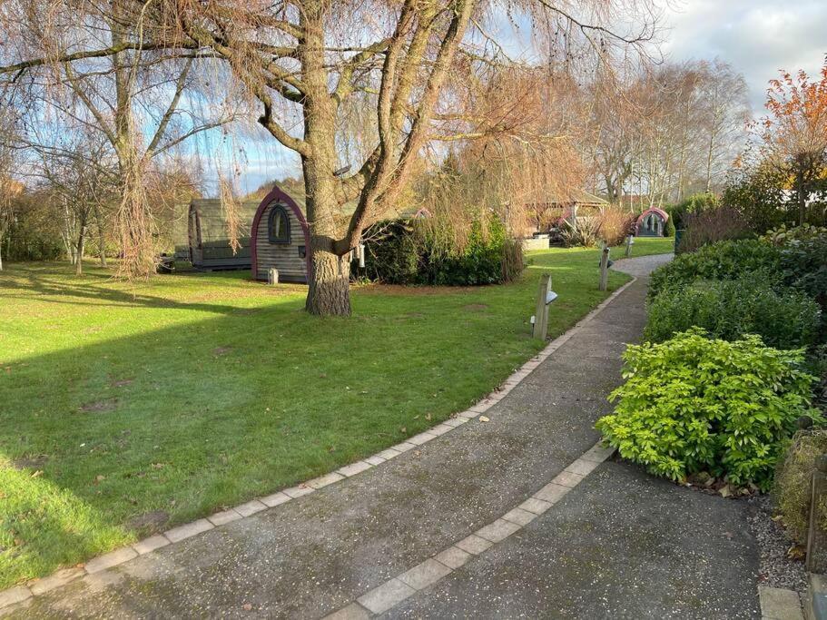 Belle Vista Glamping & Camping York Buitenkant foto