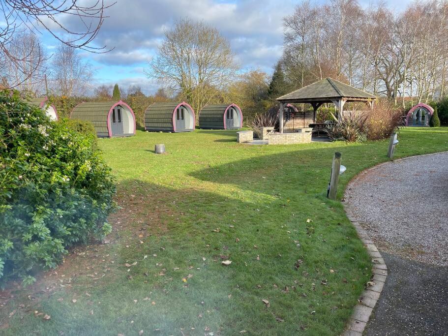Belle Vista Glamping & Camping York Buitenkant foto
