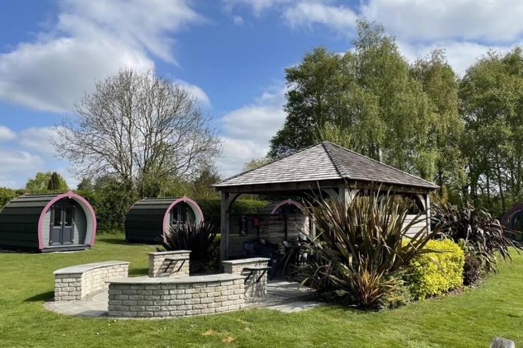 Belle Vista Glamping & Camping York Buitenkant foto
